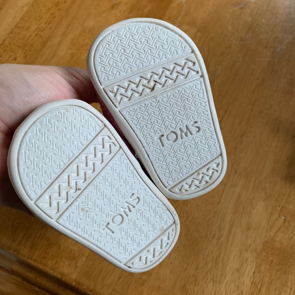 Baby Toms - Picture 3 of 3